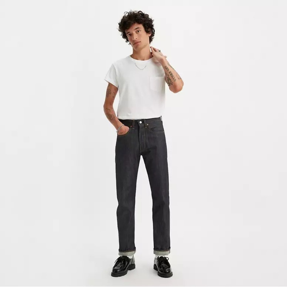 Levi's Vintage Clothing
1947 501 ORIGINAL FIT SELVEDGE JEANS Reproduction 28x32 - Picture 12 of 16